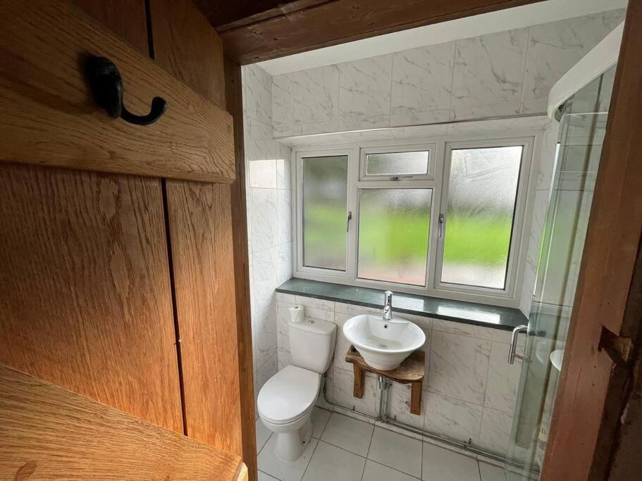 Villa Brownhills Eaton  Exterior foto
