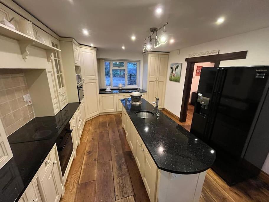 Villa Brownhills Eaton  Exterior foto